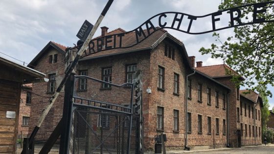 El oficio de “director musical” en un campo de concentración nazi